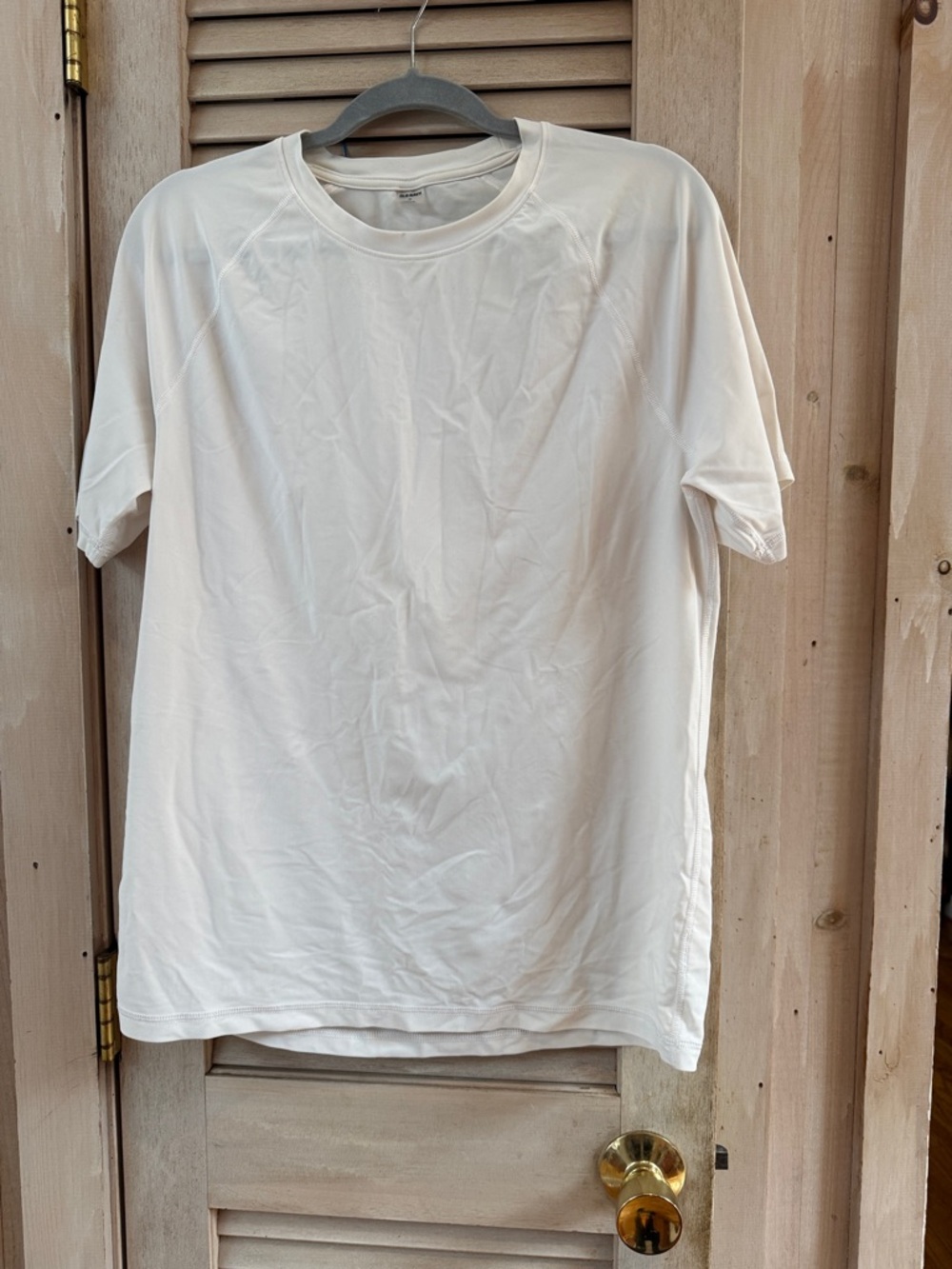 Old Navy Men's White Short Sleeve Rash guard Tee Medium Built in UPF